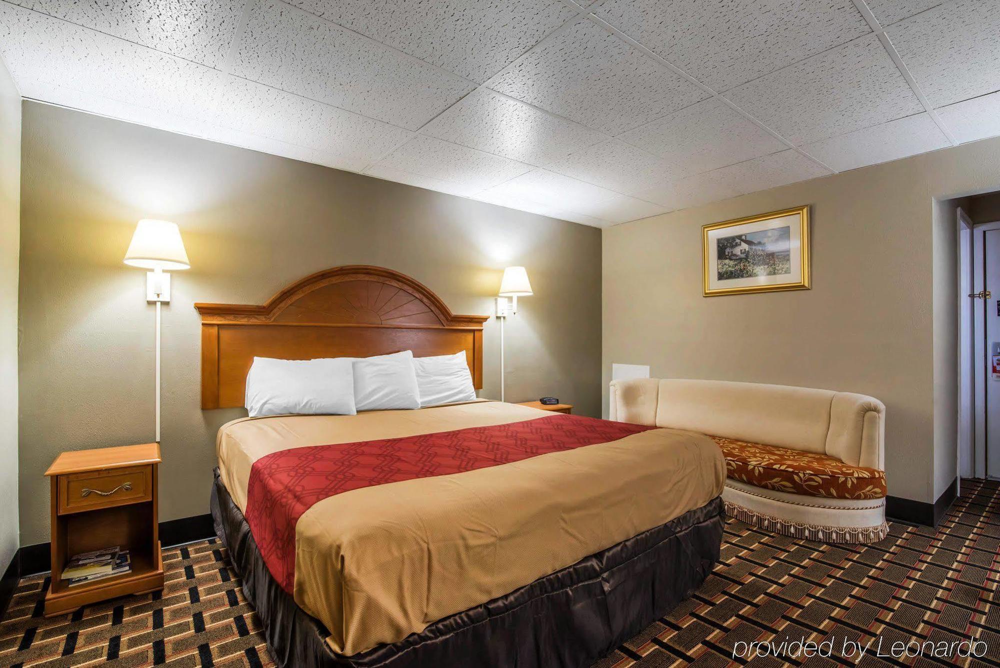 Econo Lodge New Paltz Zewnętrze zdjęcie