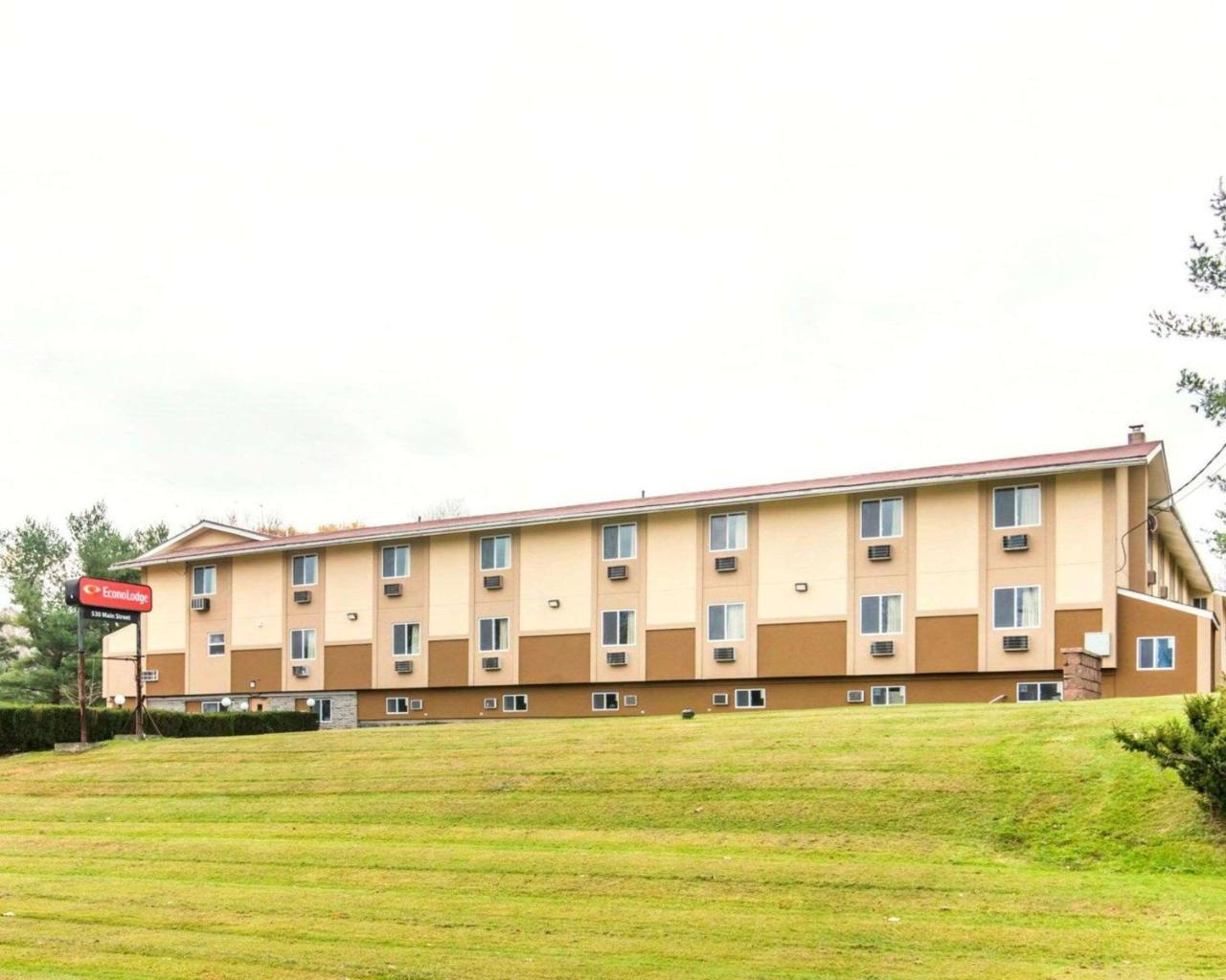 Econo Lodge New Paltz Zewnętrze zdjęcie